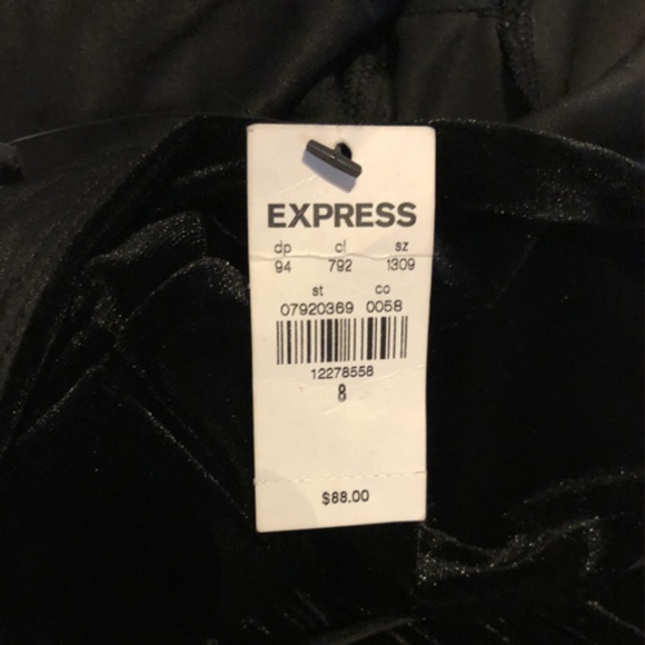 SOLD! EXPRESS black velvet crop jumpsuit NWT - Picture 4 of 4